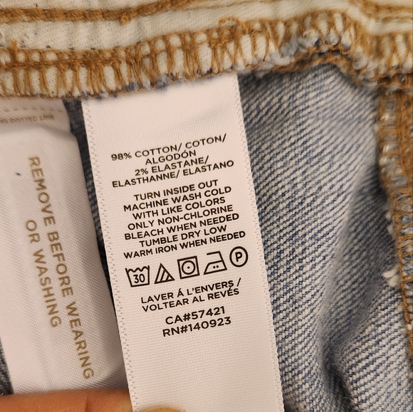 LOFT Women’s Curvy High Waist Kick Crop Jeans, Staple Mid Indigo Wash, size 29/8 - Picture 14 of 15